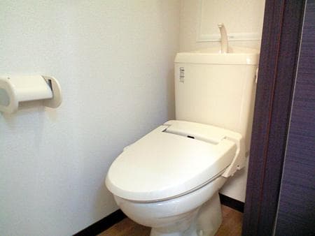 Room image 9