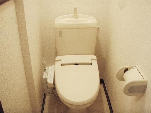 Room image 13