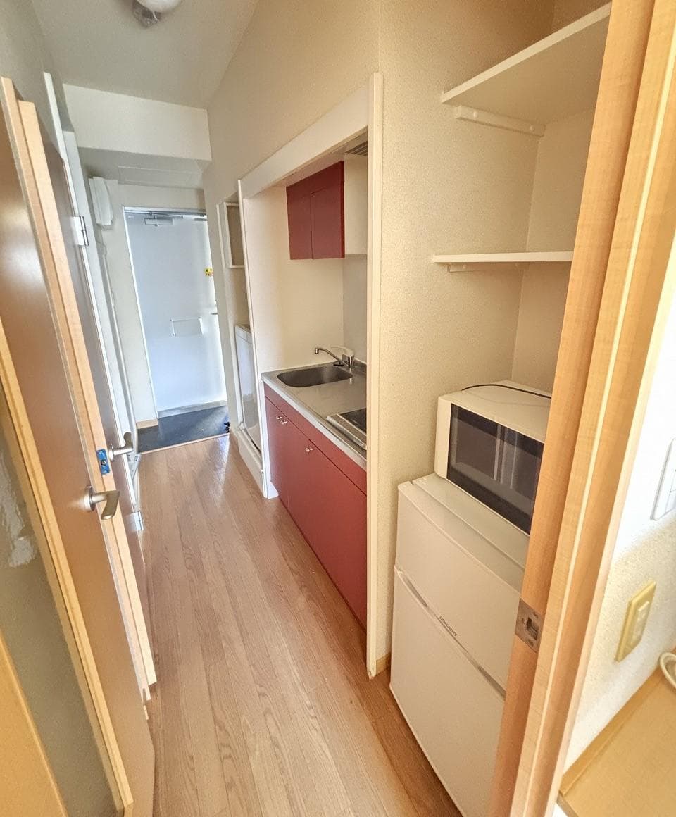 Room image 11