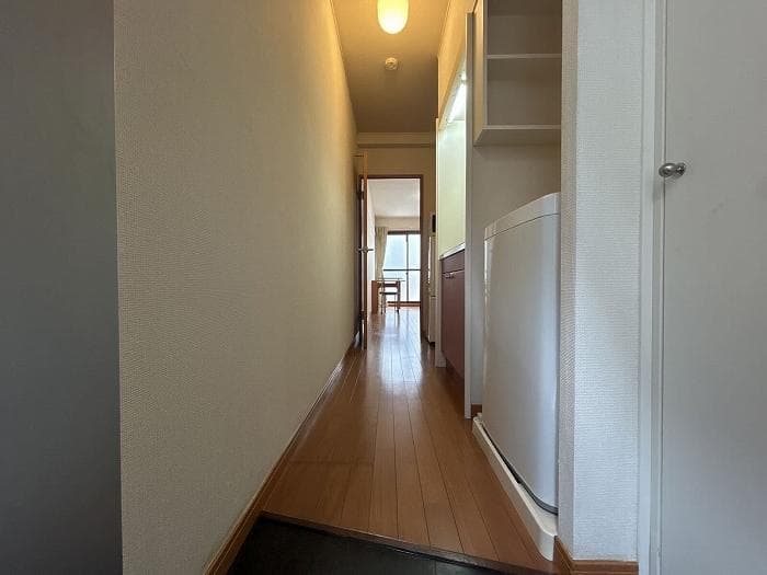 Room image 11