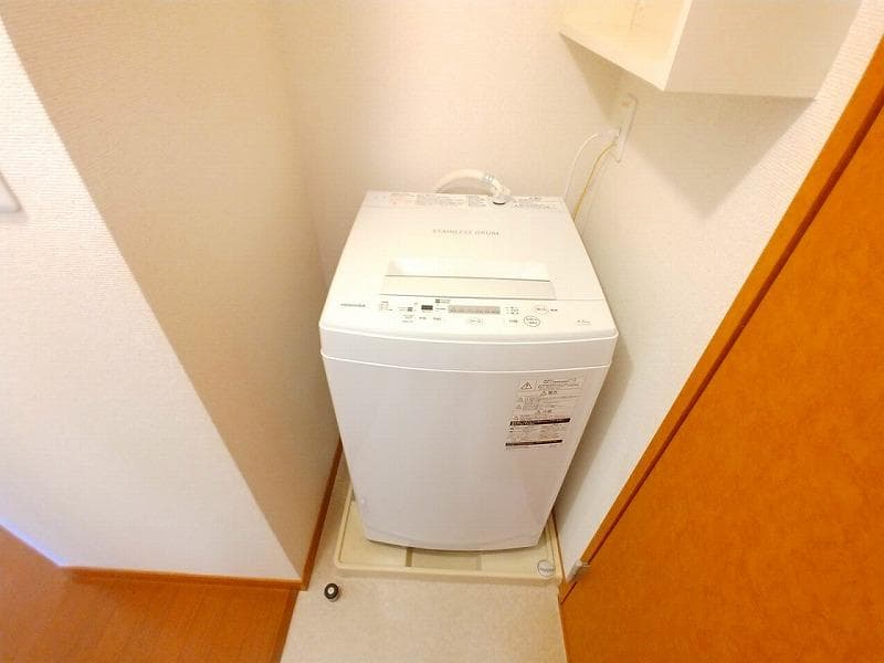 Room image 11