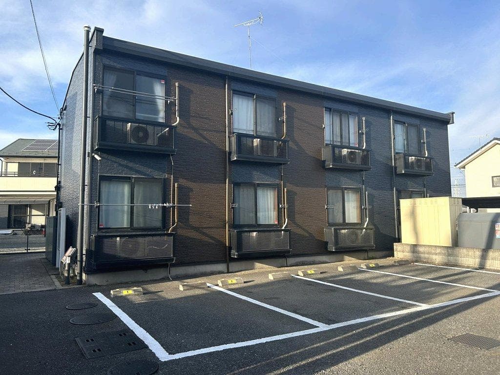 Main exterior of leopalace Fontana