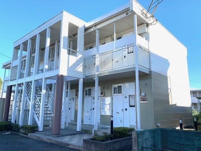 Main exterior of leopalace Sumire