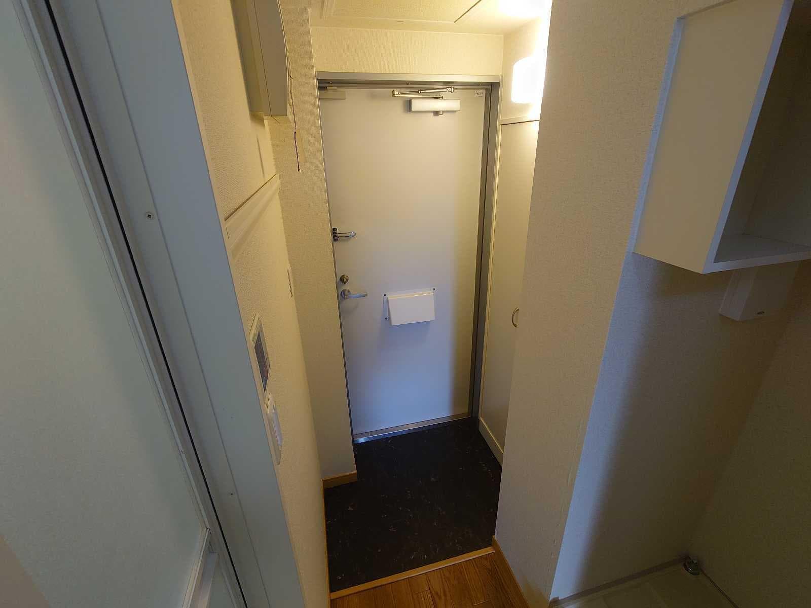 Room image 12
