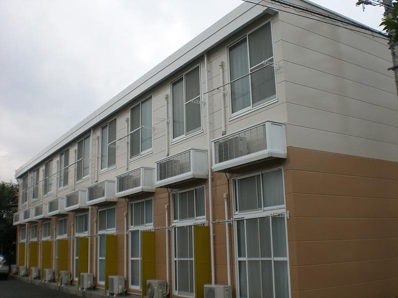 Main exterior of leopalace Pal Court Onodai