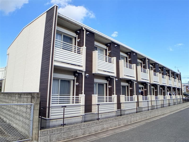 Main exterior of LEONEXT Manywell Kounan