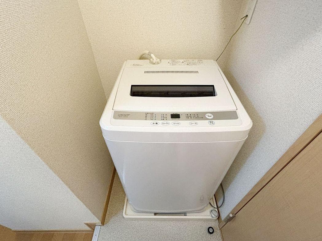 Room image 13
