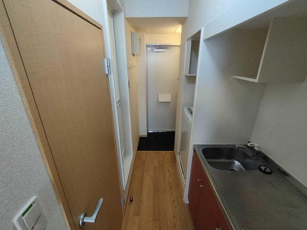 Room image 14