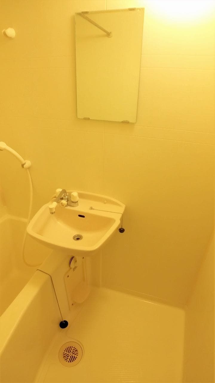 Room image 9