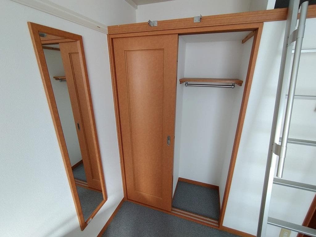 Room image 12