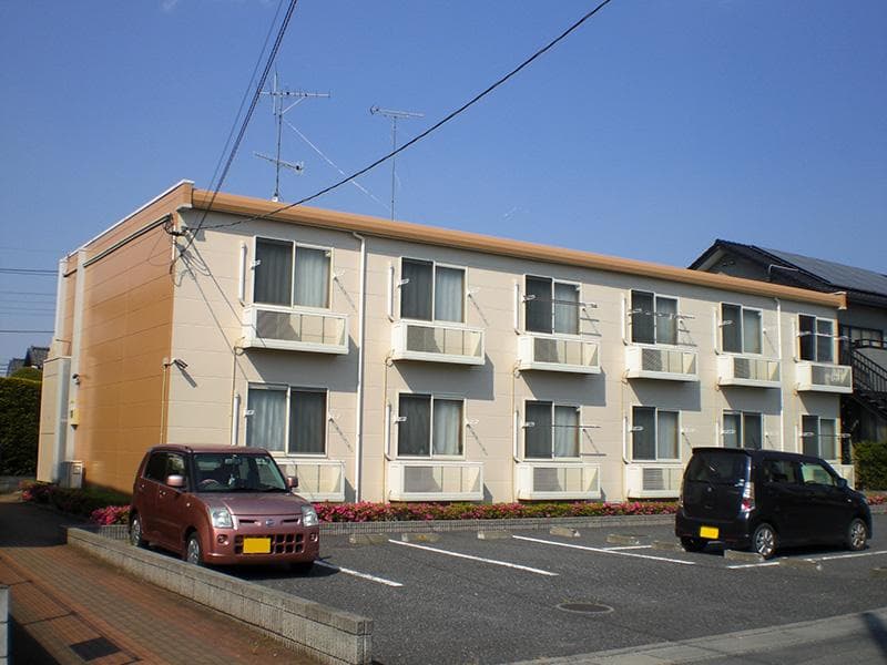 Main exterior of leopalace Baku