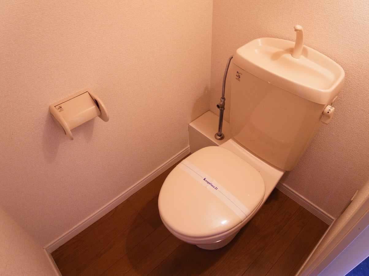 Room image 10