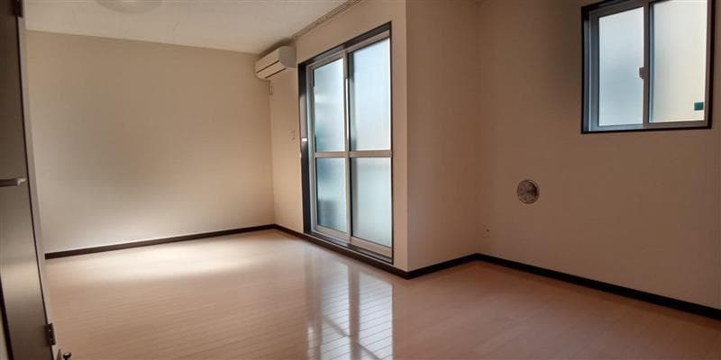Room image 14