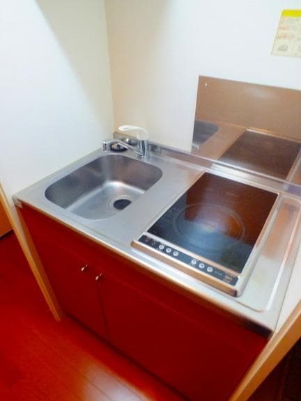 Room image 10