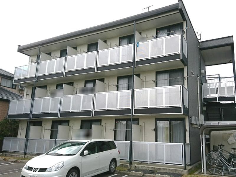 Main exterior of leopalace Daruma