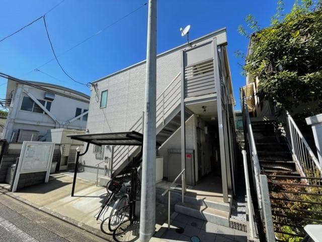 Room image 10