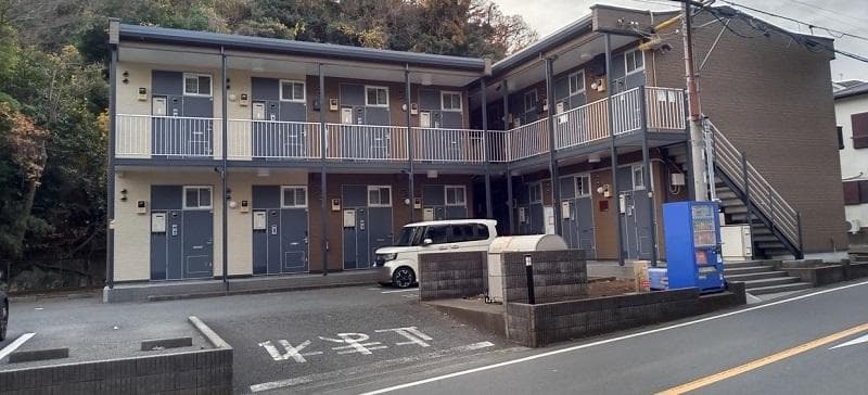 Main exterior of leopalace Joraku