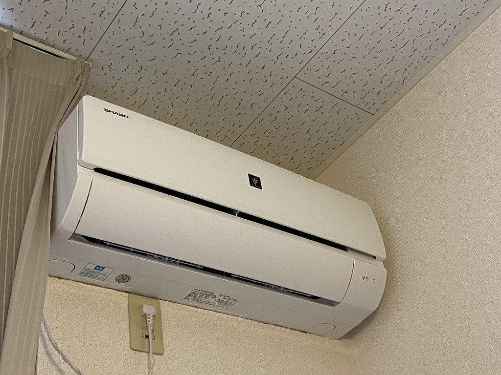 Room image 12