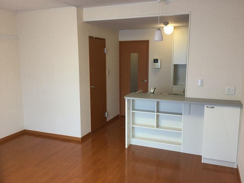 Room image 12