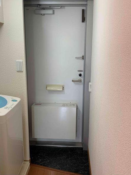 Room image 8
