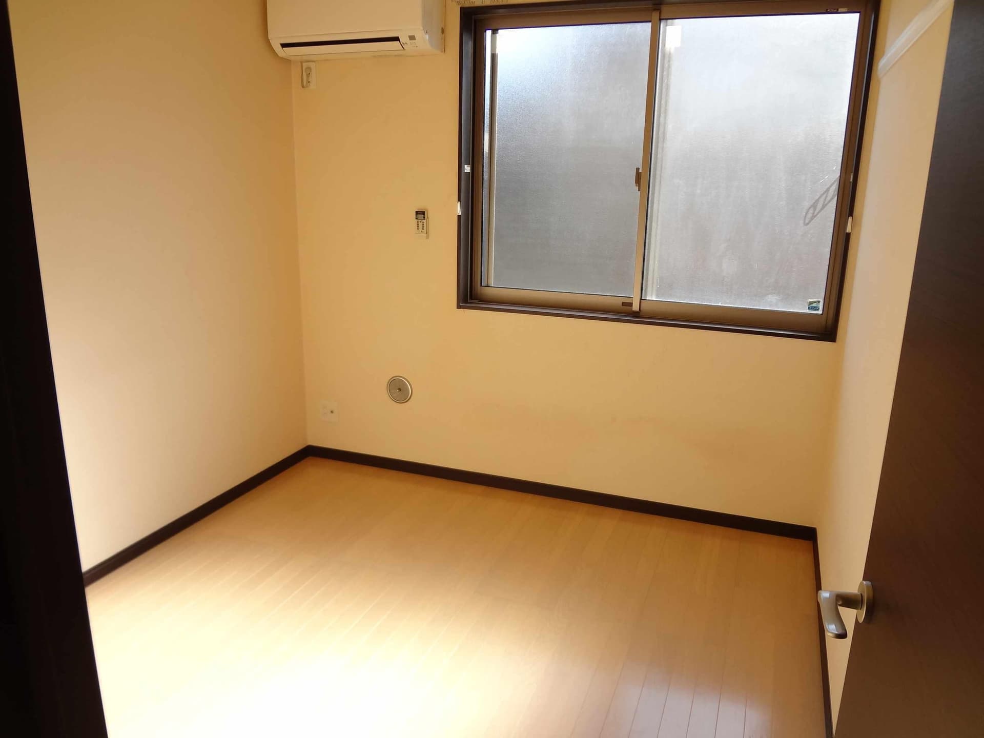 Preview interior of LEONEXT Akatsuki