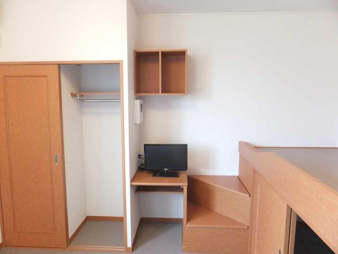 Room image 12