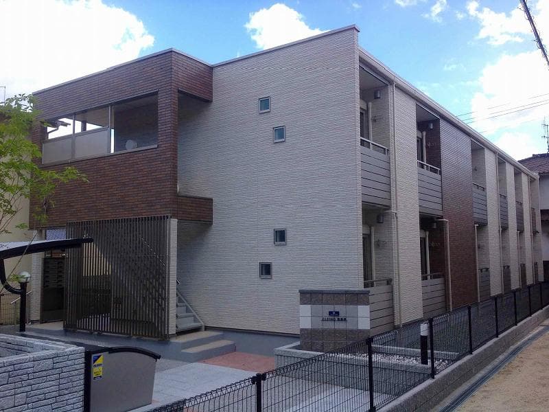 Main exterior of CLEINO Nishi Fukatsu