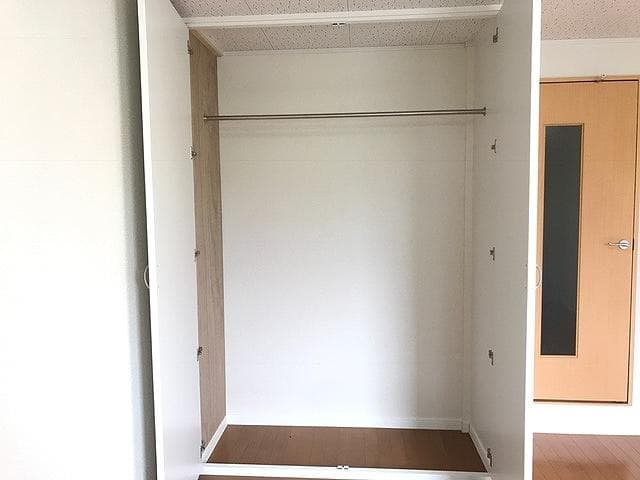 Room image 13