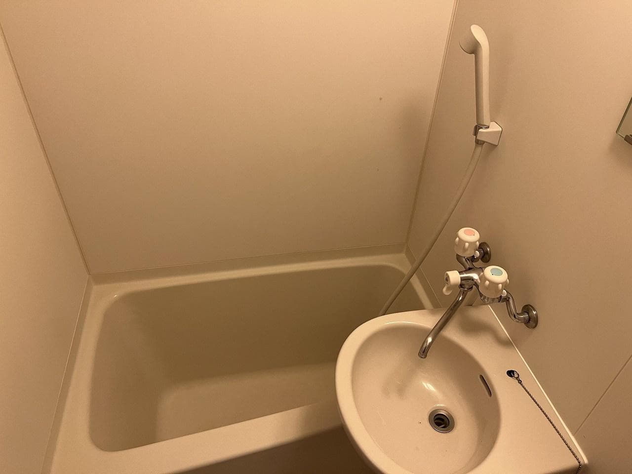 Room image 14