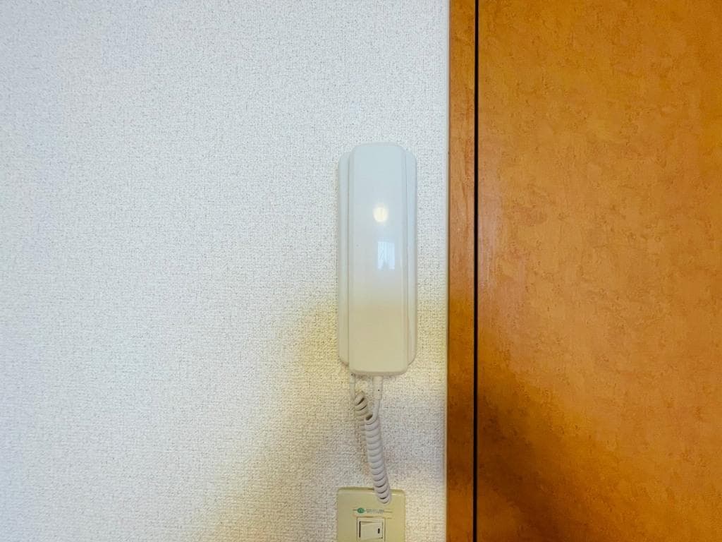Room image 15