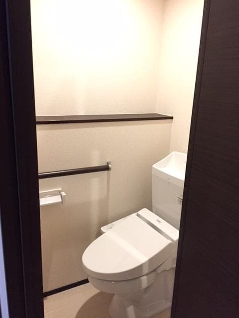 Room image 14