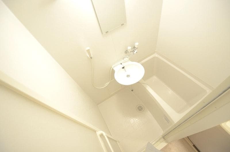 Room image 13