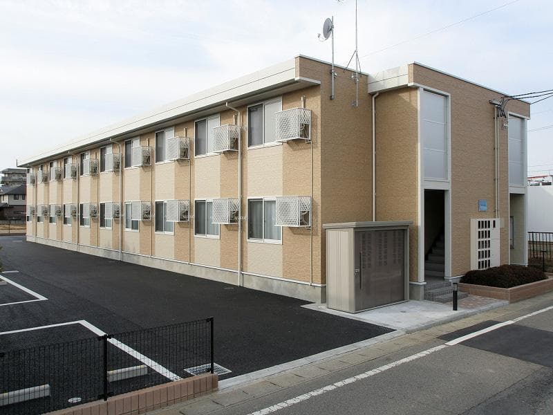 Main exterior of leopalace Hello Hassy