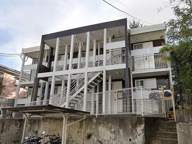 Main exterior of leopalace Kawashima