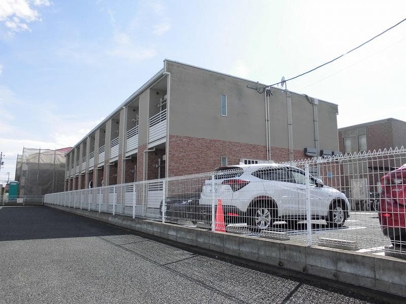 Main exterior of LEONEXT Amenity Terrace