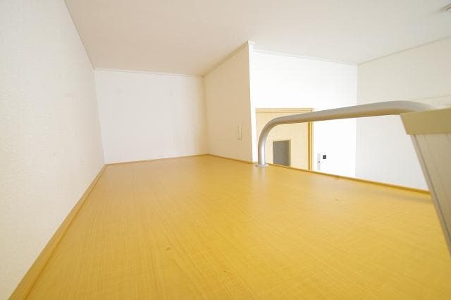 Room image 11