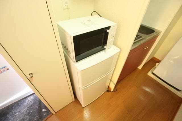 Room image 10