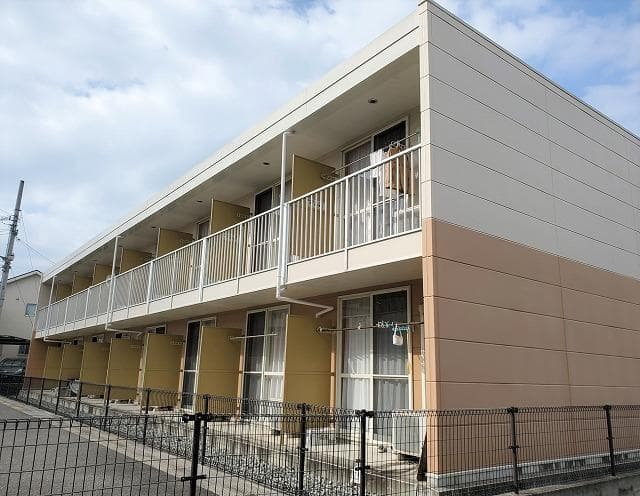 Main exterior of leopalace K&M