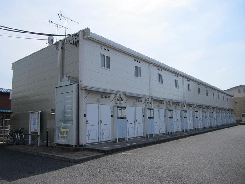 Main exterior of leopalace Green Court B