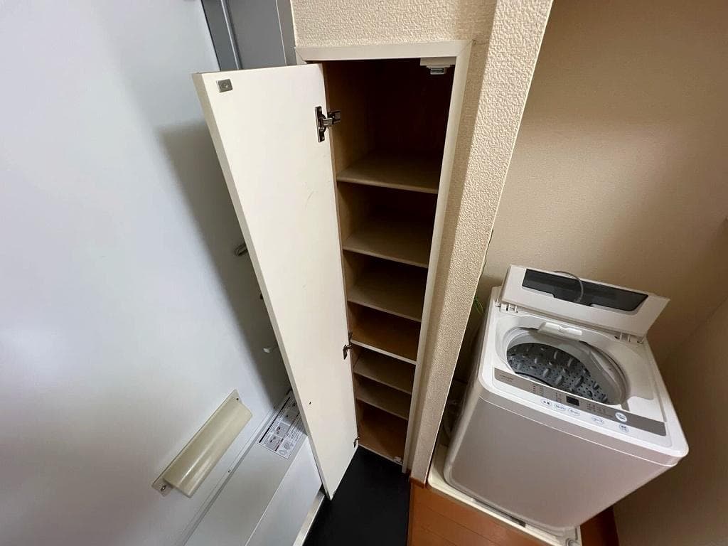 Room image 13