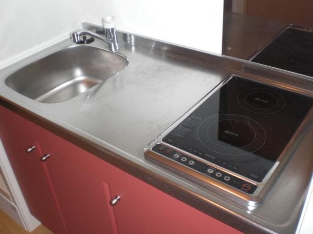 Room image 8