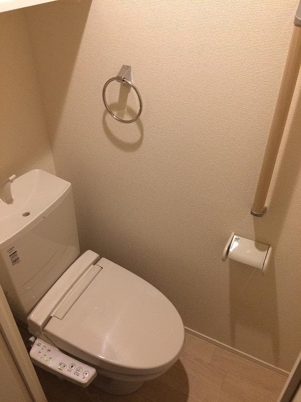Room image 11