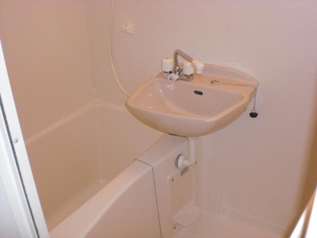 Room image 12