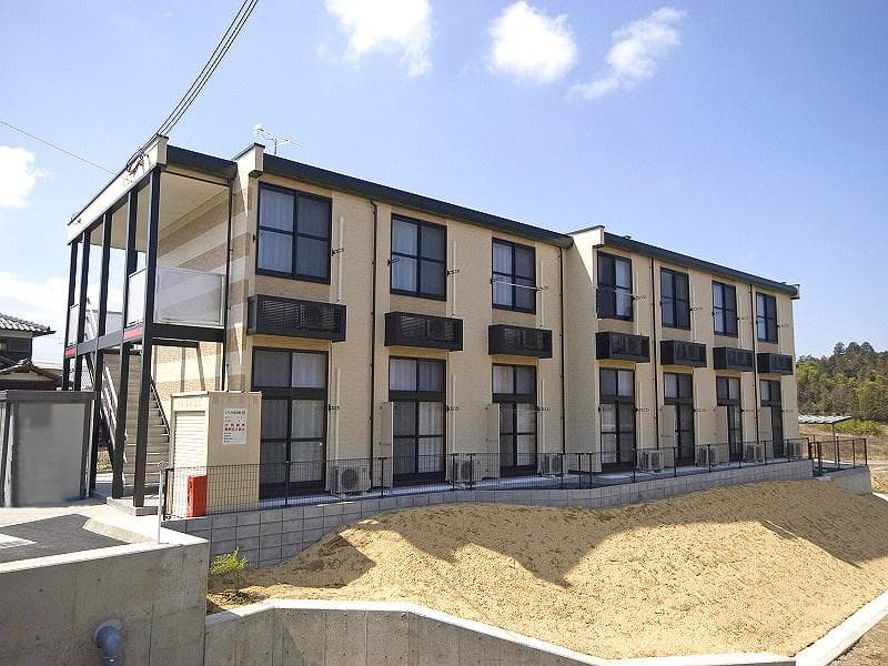 Main exterior of leopalace Relieur