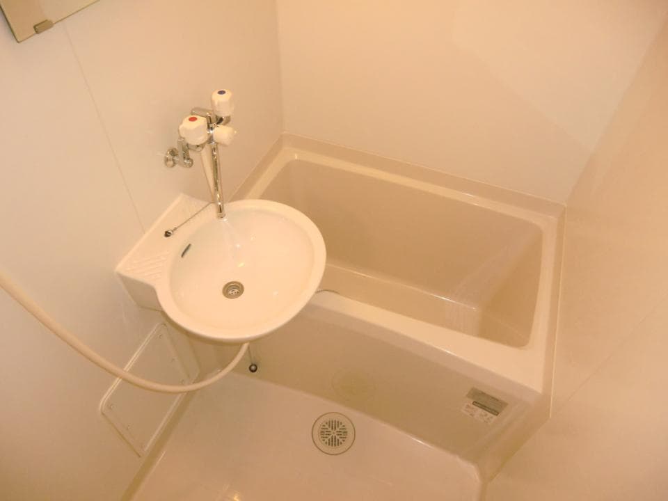 Room image 14