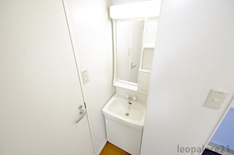 Preview interior of leopalace Yoshiharu