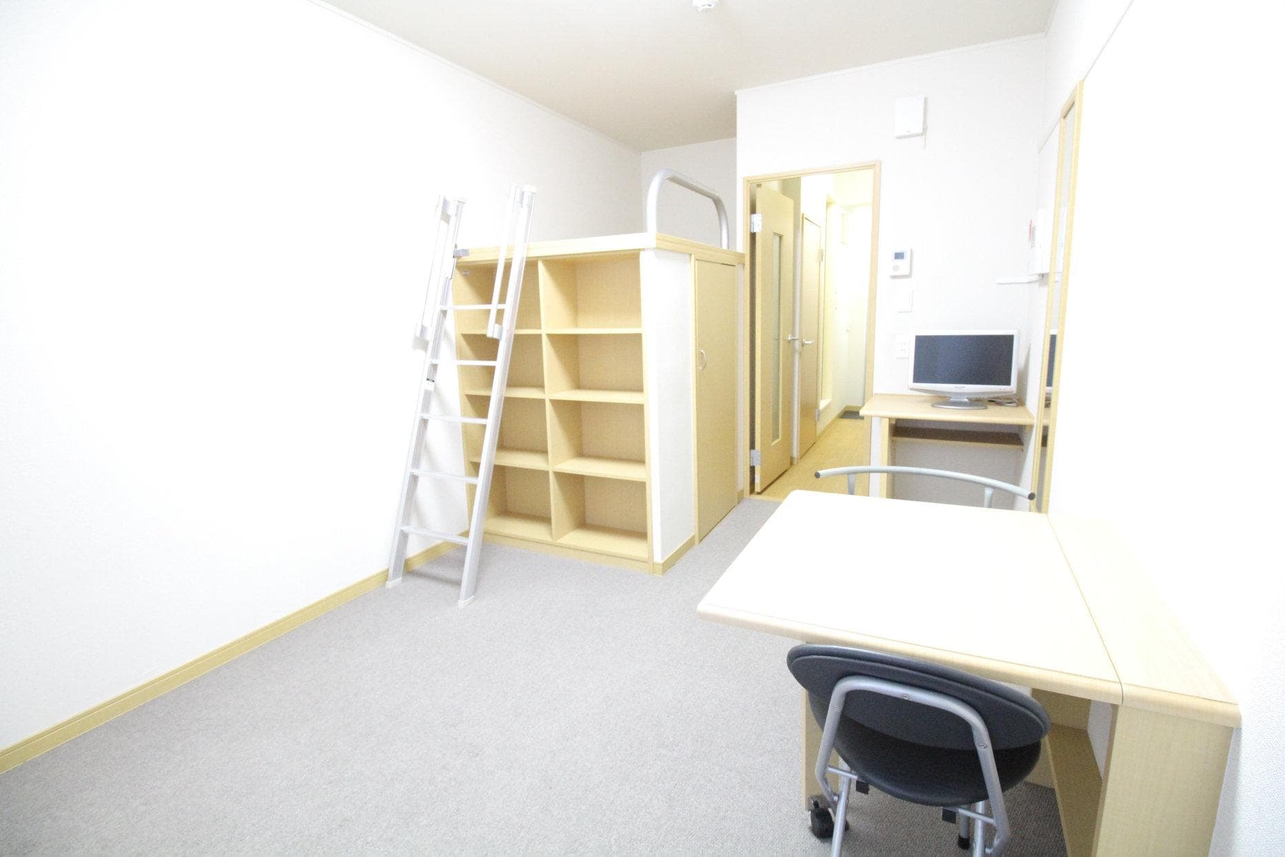 Preview interior of leopalace Shariji CF