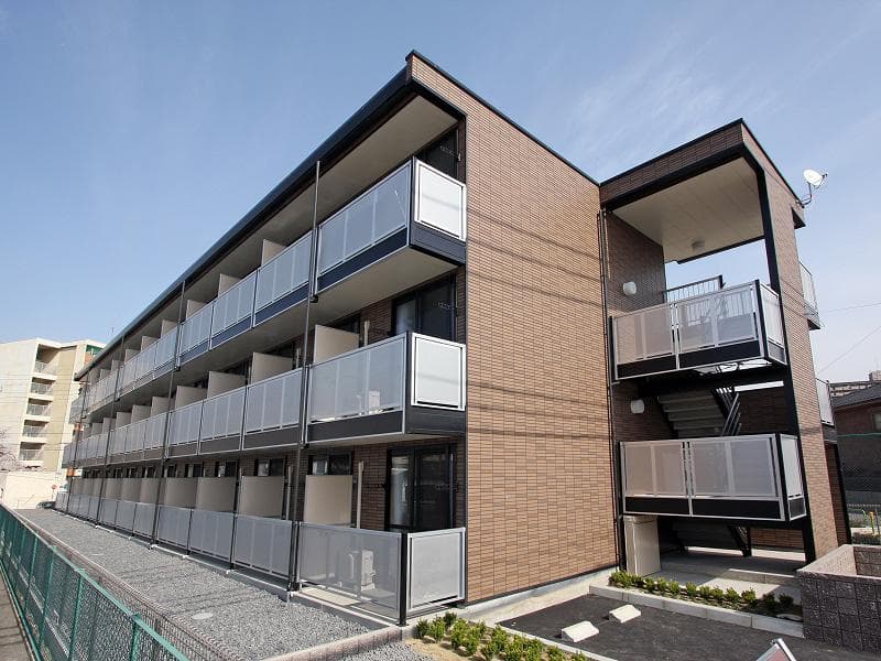 Main exterior of leopalace OZONE