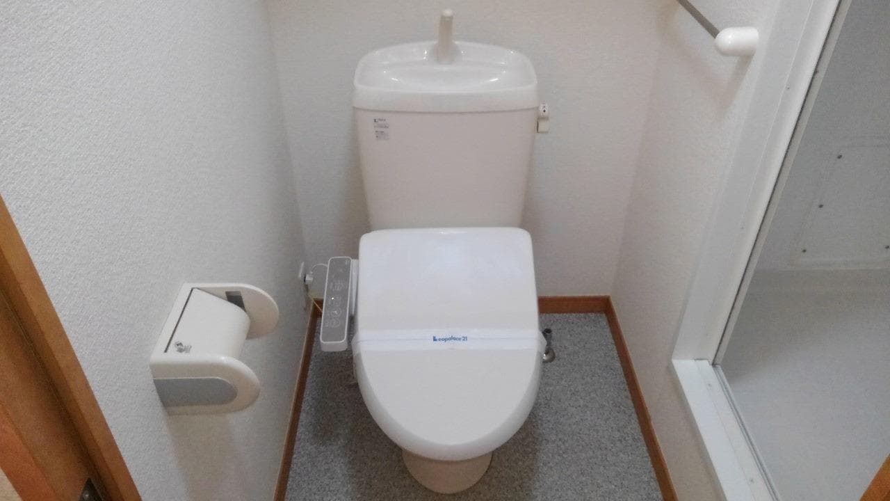 Room image 13