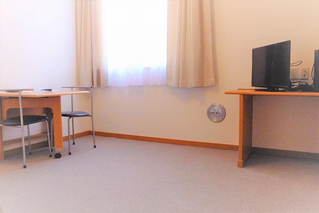 Room image 10